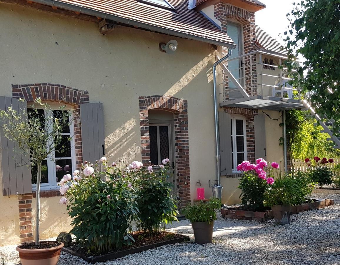Magnolia54 Bed & Breakfast Louesme ภายนอก รูปภาพ